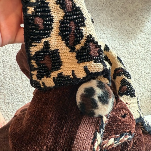 Women's Brown Leopard Print Beaded Cardigan Size Medium - Picture 9 of 10